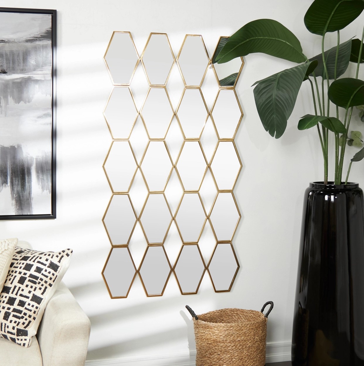 The Novogratz Diamond Linked Wall Mirror